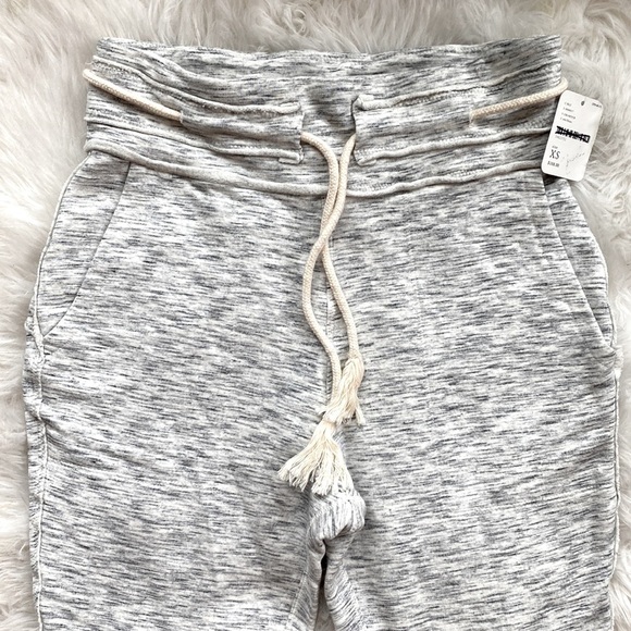 Free People Movement Wild Side High-rise 7/8 Solid Flare Leggings - Picture 7 of 14